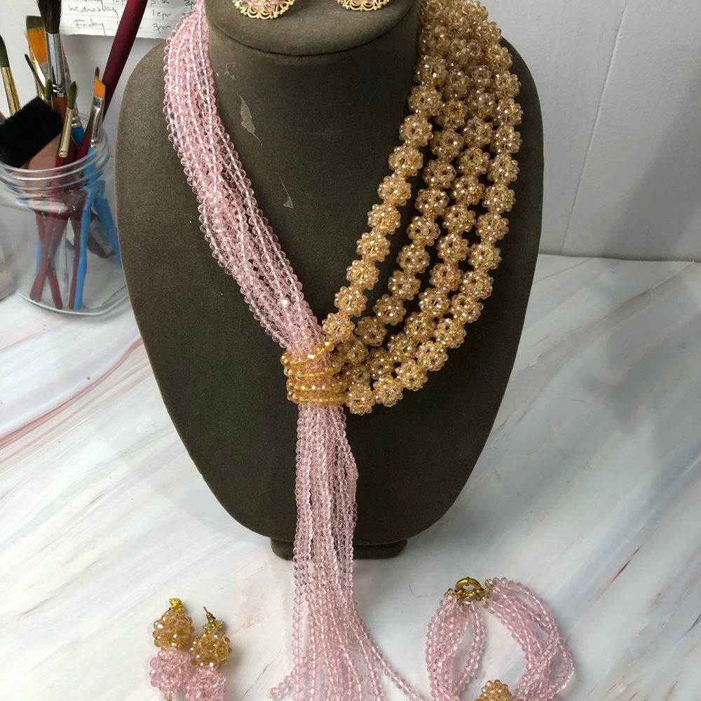 Necklace, earrings and bracelet set for women ( Gold and pink)